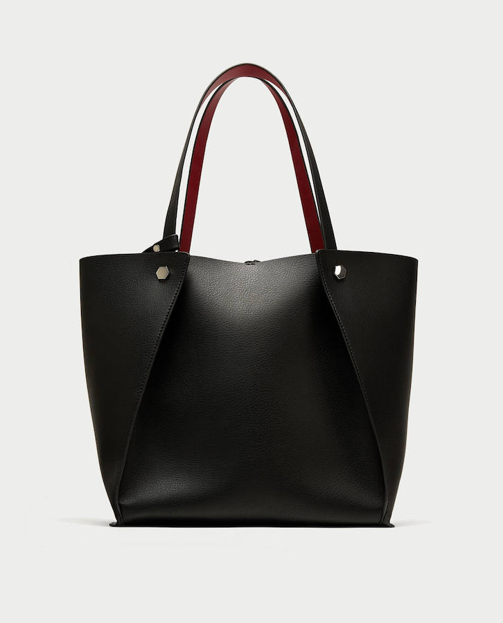 'Special Prices' ya casi es una tradición en el buque insignia de Inditex