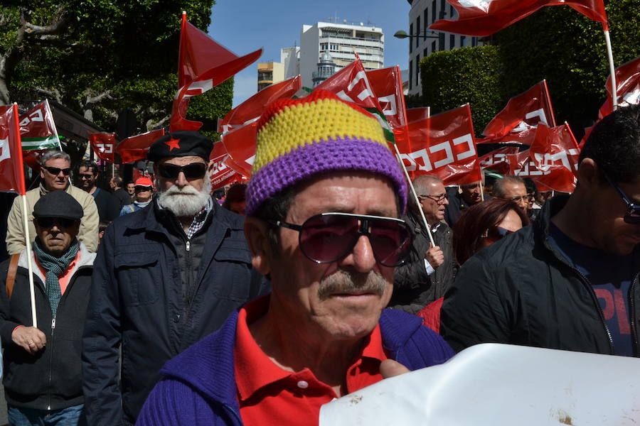 En Andalucía sólo en la provincia de Jaén los jubilados cobran menos de media que en Almería