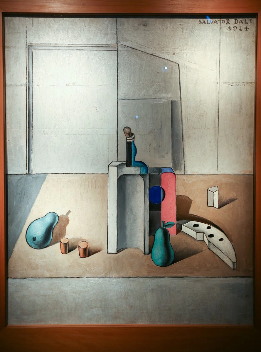 'Sifón y botella de ron', de Salvador Dalí. 1924. El cuadro colgaba en la pared de la habitación de Federico García Lorca. Museo Reina Sofía.