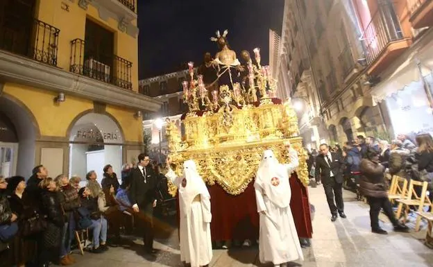 Santa Cena, Cautivo y Despojado salvan el Domingo de Ramos