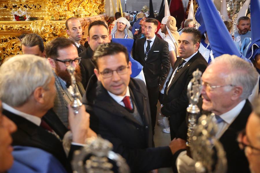 La hermandad tendría que haber puesto su Cruz de Guía en la puerta de la iglesia de San Andrés a las 16.00 horas