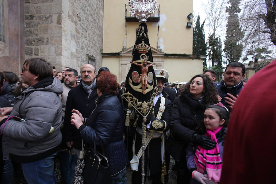 La hermandad de la Santa Cena ha retrasado este Domingo de Ramos su salida para finalmente procesionar desde las 19.00 horas 