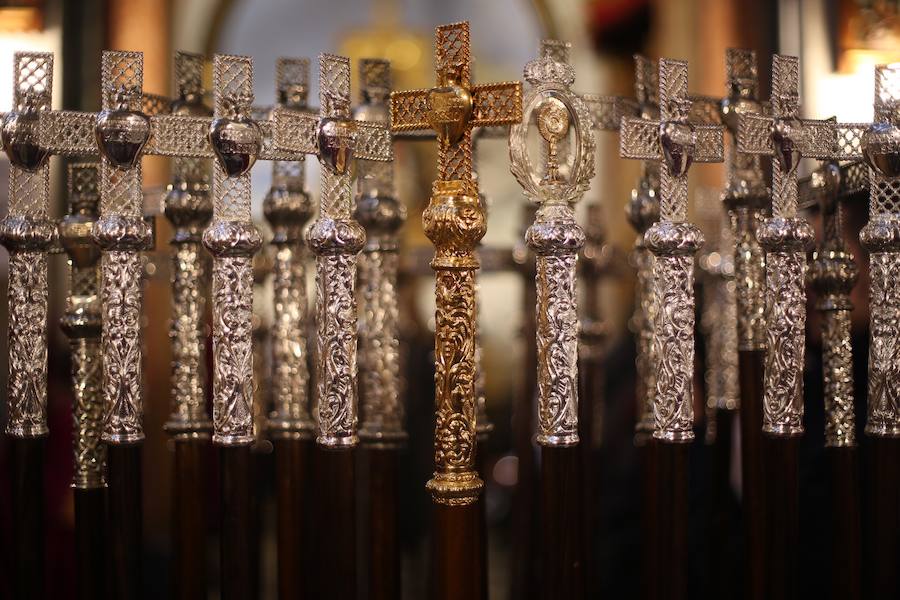 La cofradía del Rescate realiza este Lunes Santo una estación de penitencia especial, ya que la talla de su titular cumple trescientos años. Su confección se atribuye al círculo de los Mora (siglo XVIII).