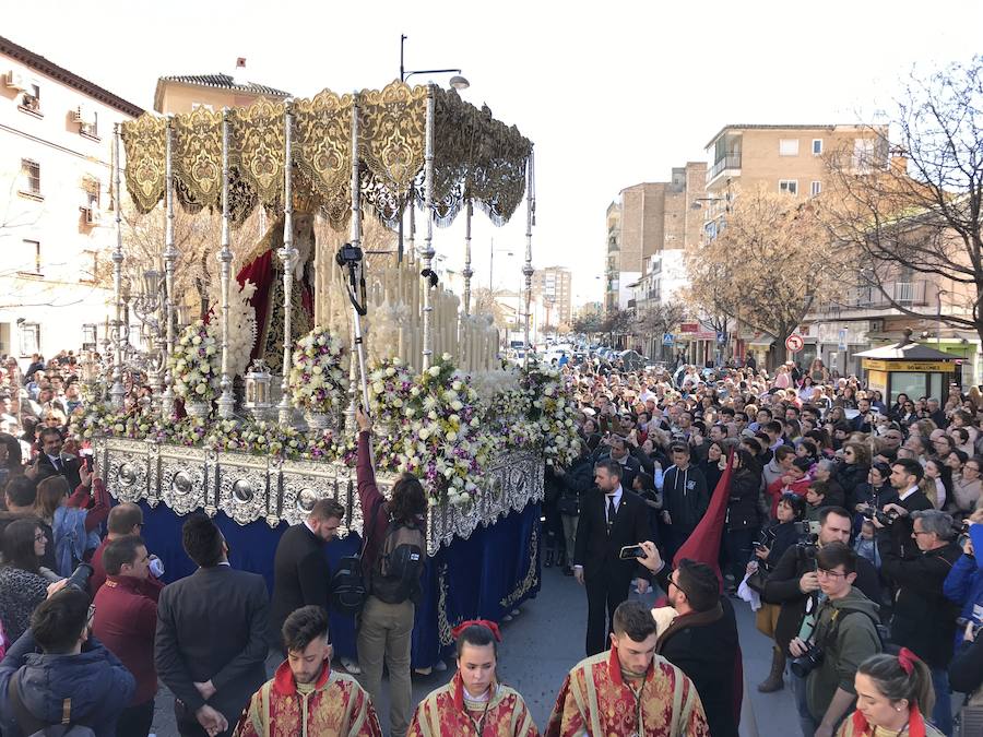 Nuestra Señora de la Luz, por las calles de la ciudad. 