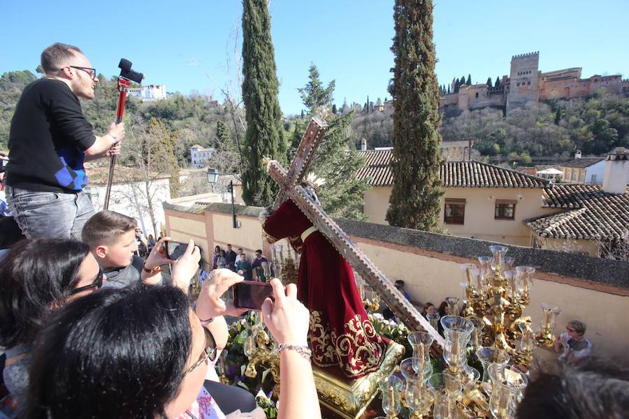 La Real Hermandad del Santo Via-Crucis, cofradía de Nazarenos de Nuestro Padre Jesús de la Amargura, María Santísima de las Lágrimas y Nuestra Señora de los reyes.