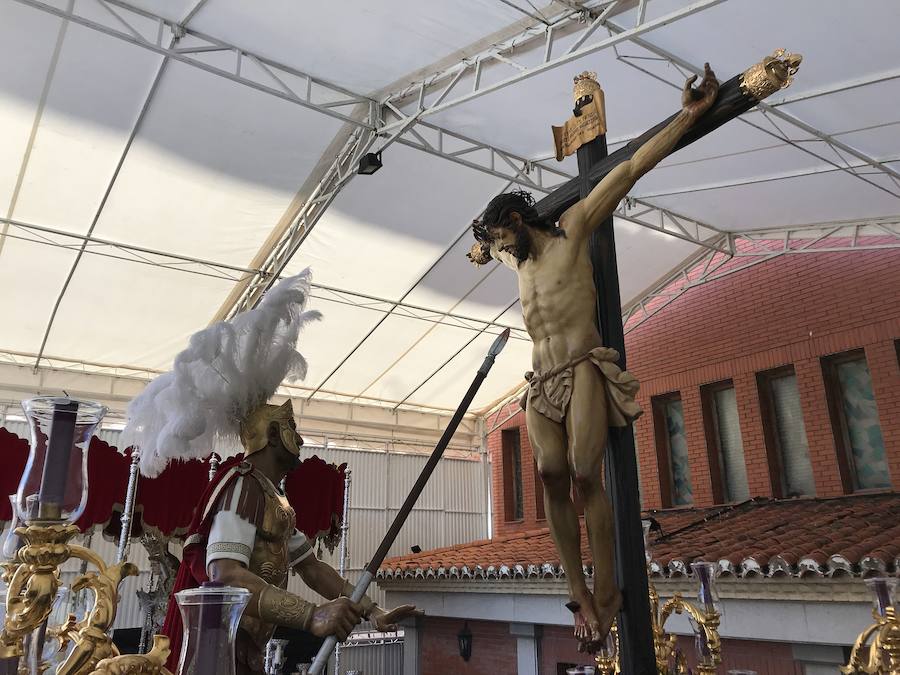 El Cristo de la Lanzada y María Santísima de la Caridad abren el Martes Santo desde la parroquia de Nuestra Señora de los Dolores