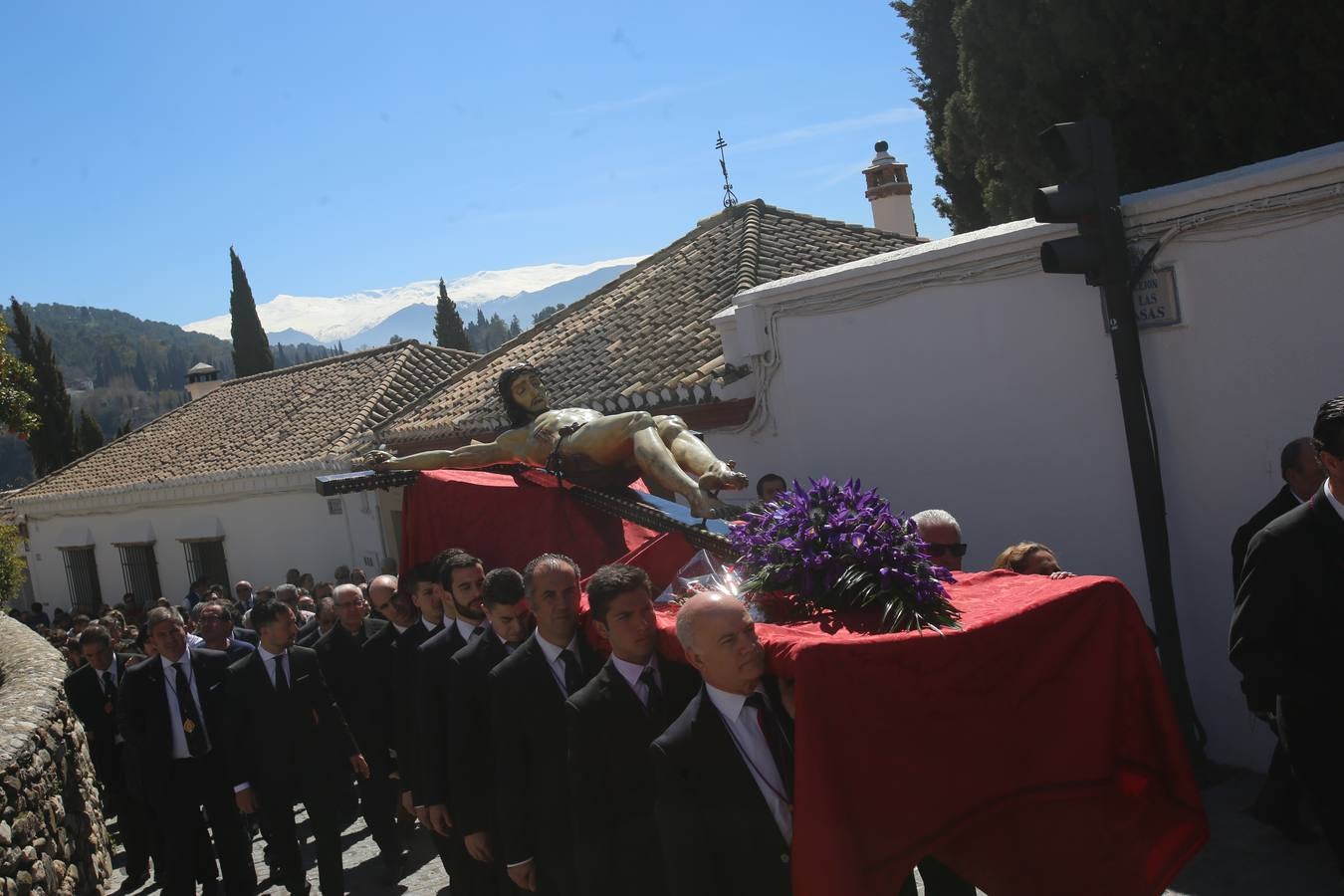 Traslado de la imagen del Cristo de la Misericordia desde el Albaicín al templo de San Pedro