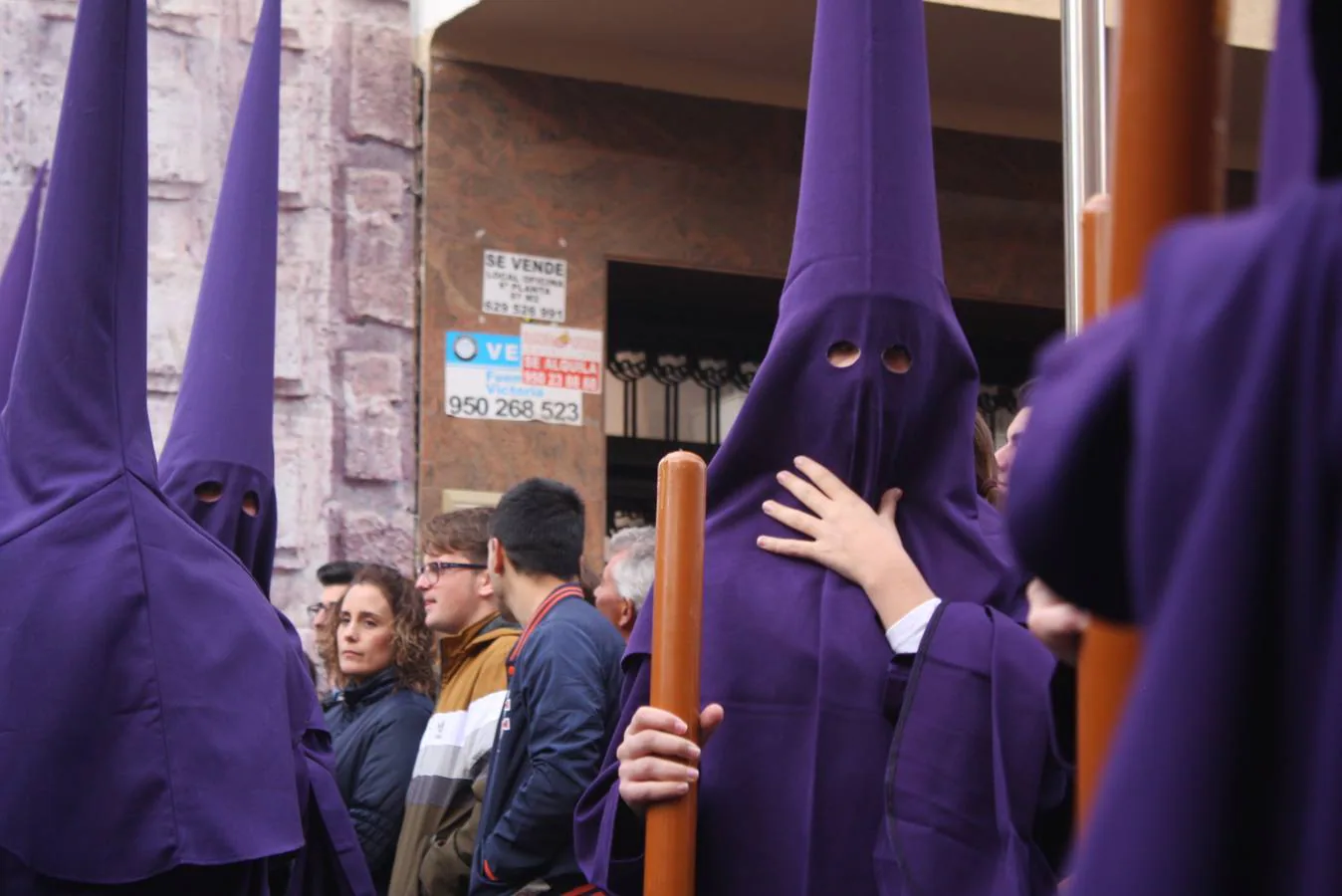 La hermandad recorre el casco histórico de Almería