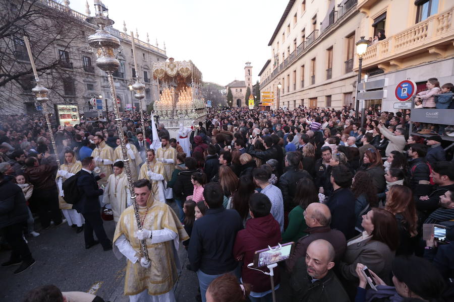 La hermandad de Nuestro Padre Jesús del Perdón y María Santísima de la Aurora Coronada procesiona este Jueves Santo