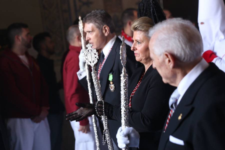 La hermandad de Nuestro Padre Jesús del Perdón y María Santísima de la Aurora Coronada procesiona este Jueves Santo