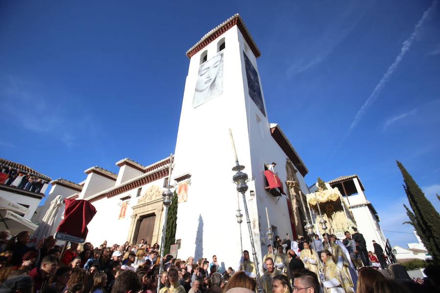 La hermandad de Nuestro Padre Jesús del Perdón y María Santísima de la Aurora Coronada procesiona este Jueves Santo