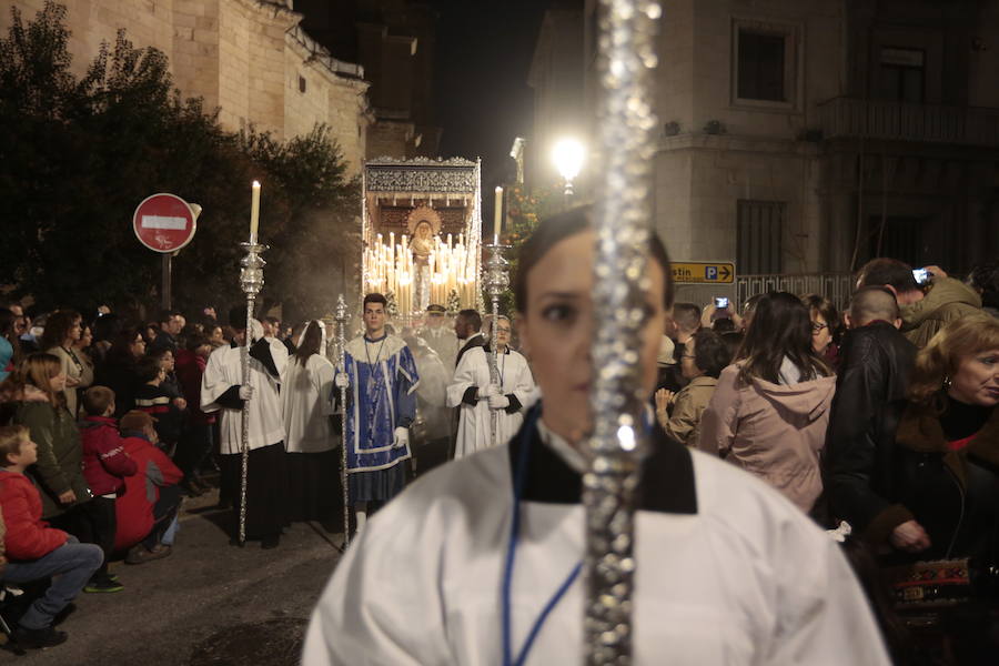 Cinco cofradías hacen hoy su recorrido por Granada. Sin duda, el Albaicín será el protagonista con La Concha, Aurora, Estrella y El Silencio 