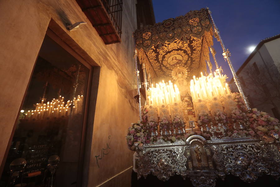 La hermandad de Nuestro Padre Jesús de la Pasión y María Santísima de la Estrella procesiona este Jueves Santo