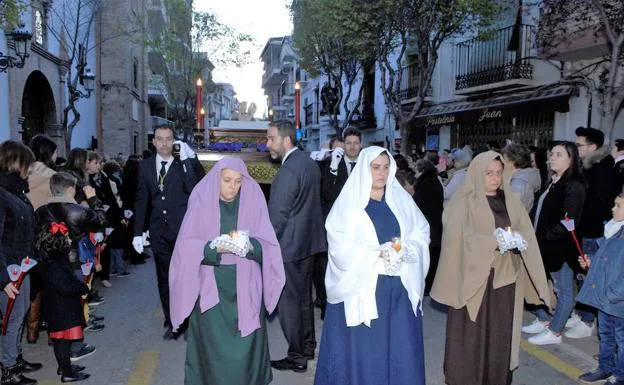 La Hermandad del Santísimo Sacramento y Santo Entierro procesionó el Viernes Santo en Lanjarón