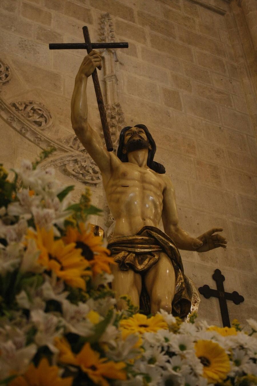 El Domingo de Resurrección en la capital se levantó apacible y soleado, un día totalmente primaveral para recibir a Cristo resucitado 