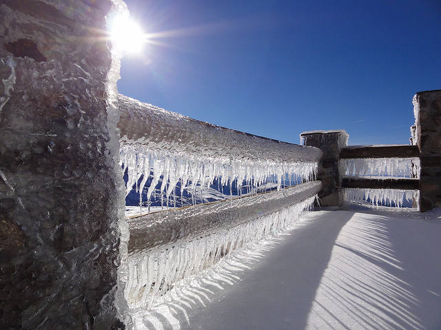 Los astrónomos del Observatorio de Sierra Nevada están entre una y dos semanas aislados en las instalaciones situadas a casi 3.000 metros de altitud