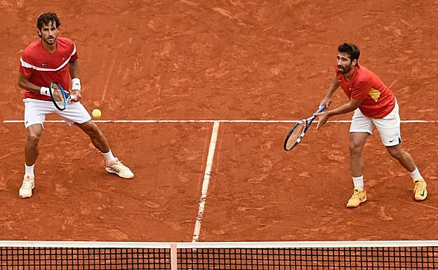 Los 'SuperLópez' sucumben a la 'criptonita' del quinto set