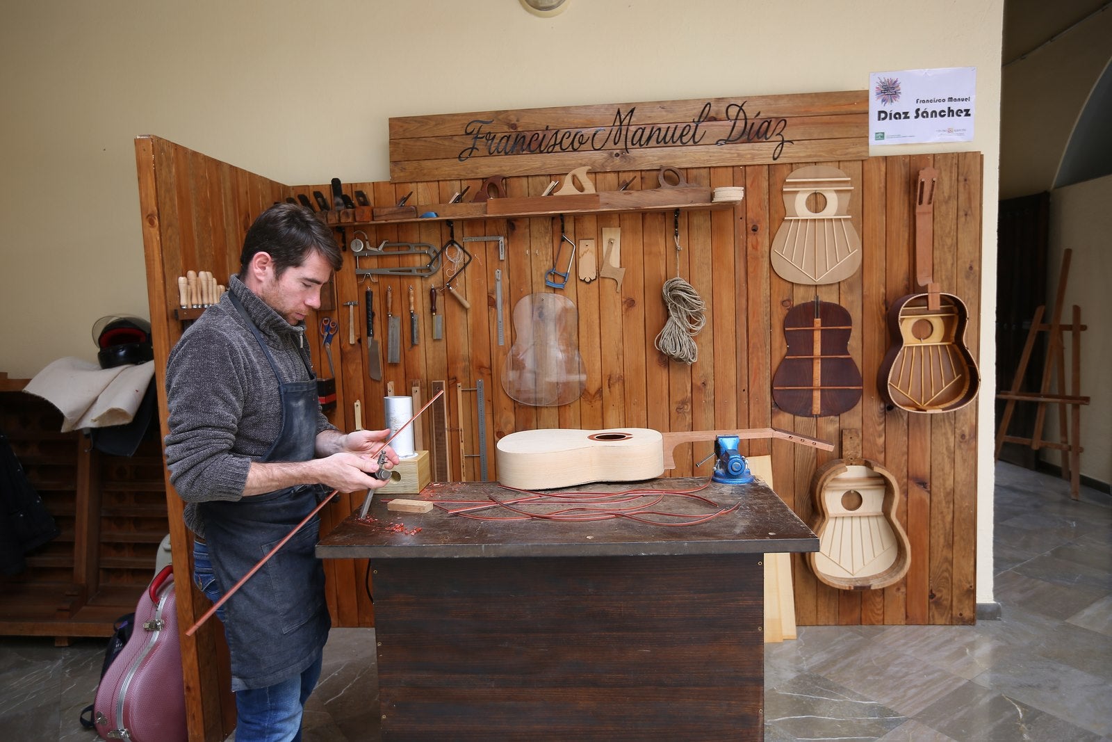 La celebración de los Días Europeos de la Artesanía en el Centro Albayzín dibuja un panorama positivo ante el futuro del sector.