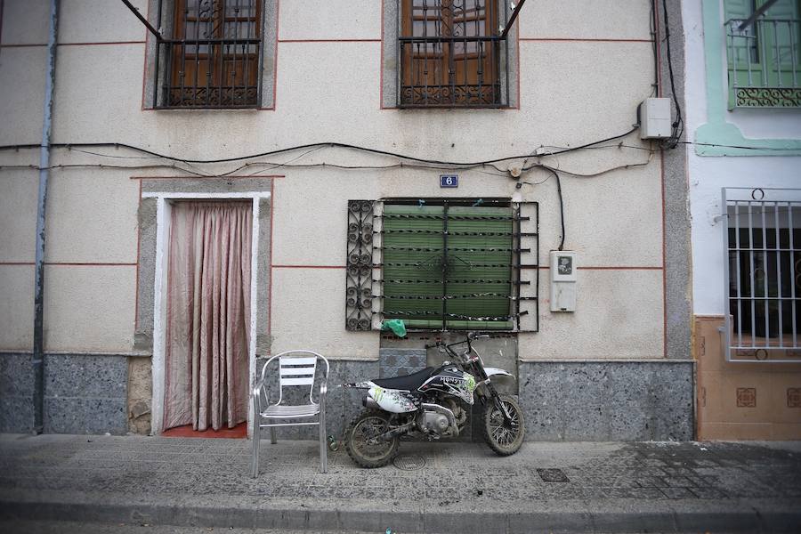 La víctima presentaba un impacto de bala y, a pesar de las maniobras de reanimación cardiopulmonar practicadas por los facultativos médicos, no se ha podido hacer nada por salvar su vida