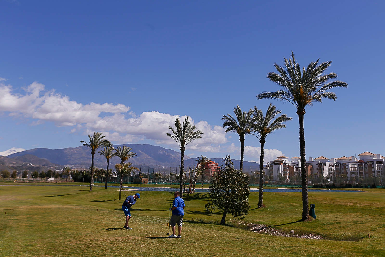 El Club de Golf Motril reunirá, con jugadores y propietarios de pisos, el dinero suficiente para salvar los terrenos del campo y alquilarlos