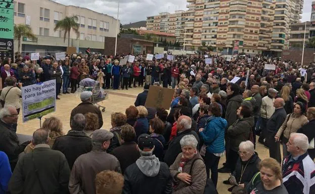 Movilización contra la subida de las pensiones del mes de marzo en Motril. 