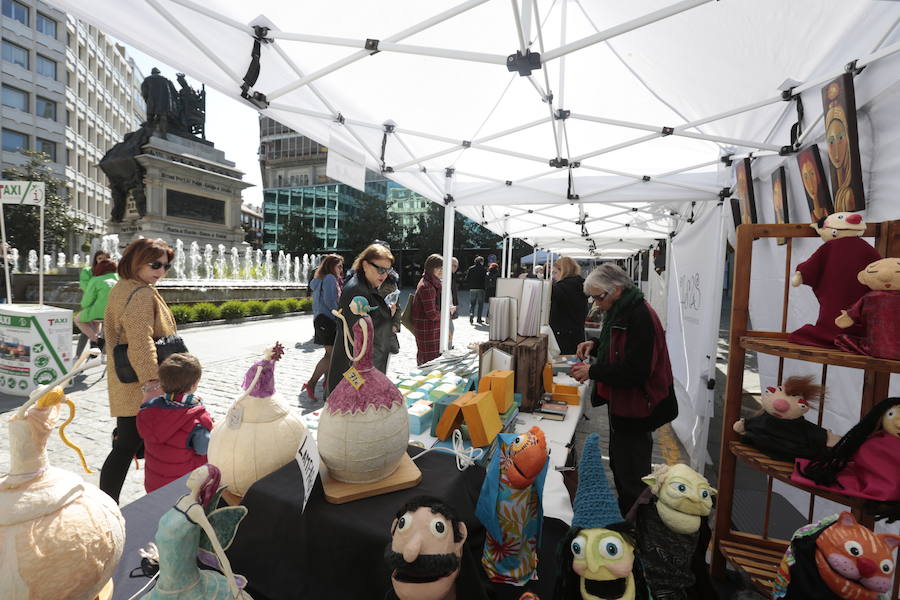 Desde primera hora de este sábado se puede disfrutar de actividades en el 'corazón' de la ciudad y los barrios