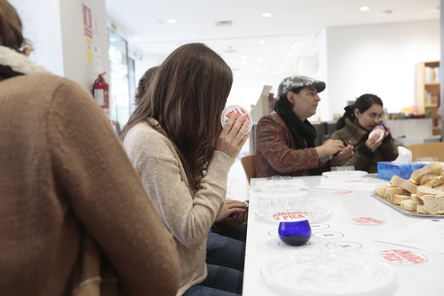 Desde primera hora de este sábado se puede disfrutar de actividades en el 'corazón' de la ciudad y los barrios