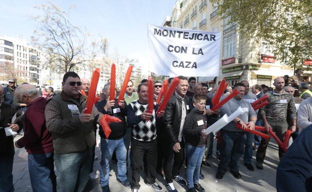 Los cazadores de Granada piden «exigir respeto» ante el «acoso» animalista