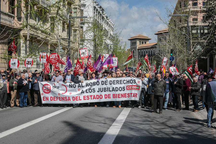 Varios miles de personas se manifiestan en Andalucía en defensa de unas prestaciones dignas