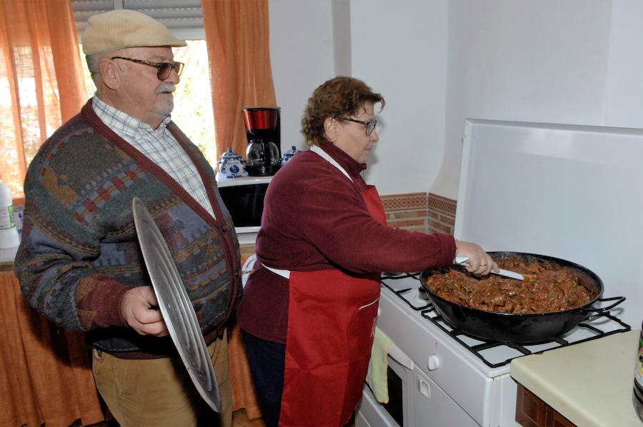 Este evento pretende dar a conocer la riqueza de este recóndito y pintoresco pueblo alpujarreño situado en la Sierra de la Contraviesa
