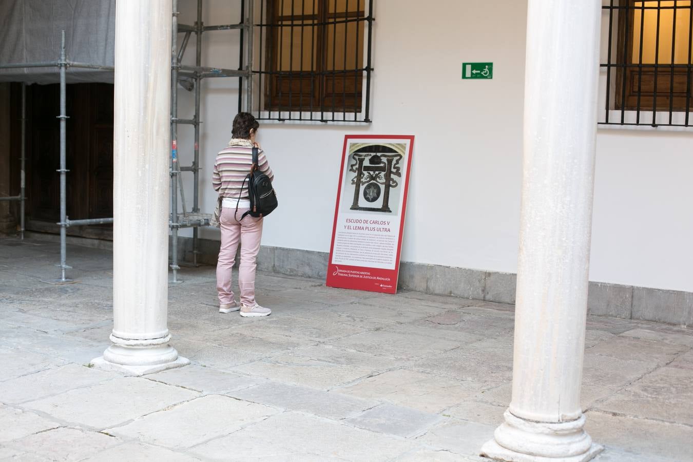 Cientos de granadinos participan en la multitud de actos gratuitos con motivo del Día de los Monumentos