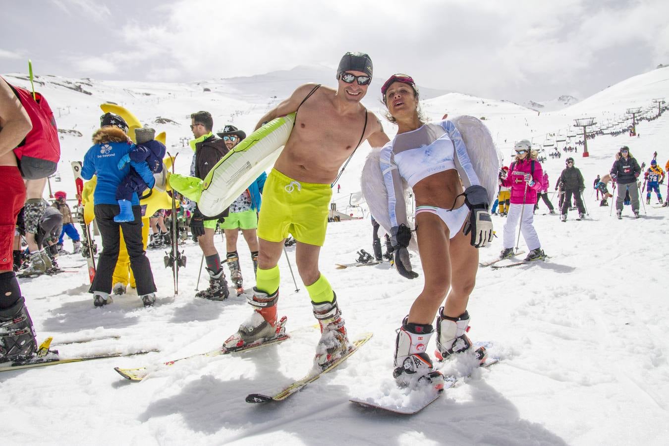 La actividad, acto central de la primavera en Sierra Nevada, anuncia el tramo final de la temporada, que se prolonga hasta el 6 de mayo