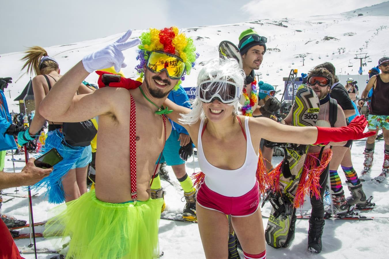 La actividad, acto central de la primavera en Sierra Nevada, anuncia el tramo final de la temporada, que se prolonga hasta el 6 de mayo