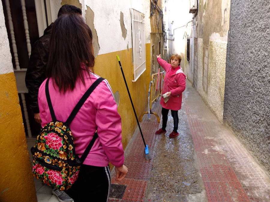 Los últimos derrumbes han puesto en evidencia una realidad que viene de décadas atrás. Históricos luchadores del movimiento vecinal hablan de más de 20 años de incumplimientos