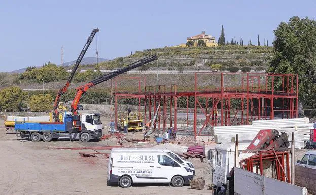 Las obras del Burger King marchan a gran velocidad. 