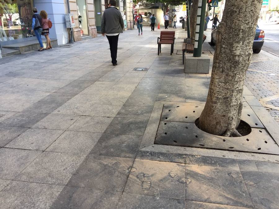 La Depresión Aislada en Niveles Altos que acecha al Golfo de Cádiz desde hace días, provoca vientos del sur que traen hasta la Bahía de Almería el polvo sahariano que hoy cubre gran parte del sur de la provincia