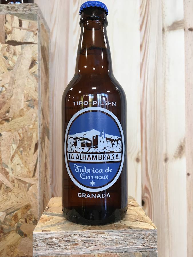 Presentación de la edición limitada de la cerveza granadina