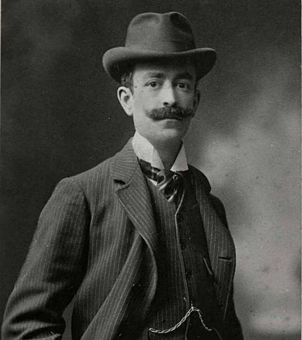 Fotografías del músico y compositor Manuel de Falla. 