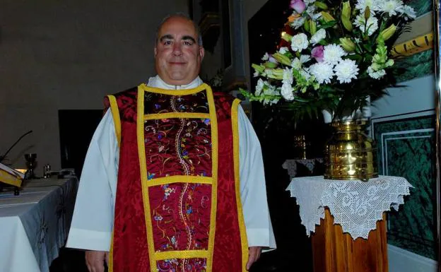 El párroco de Capileira organiza dos viajes para que 81 peregrinos de la Alpujarra puedan conocer Roma 