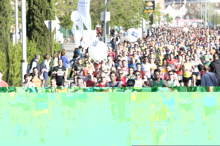 Aquí puedes ver unas maravillosas estampas de la carrera del pasado sábado en Granada