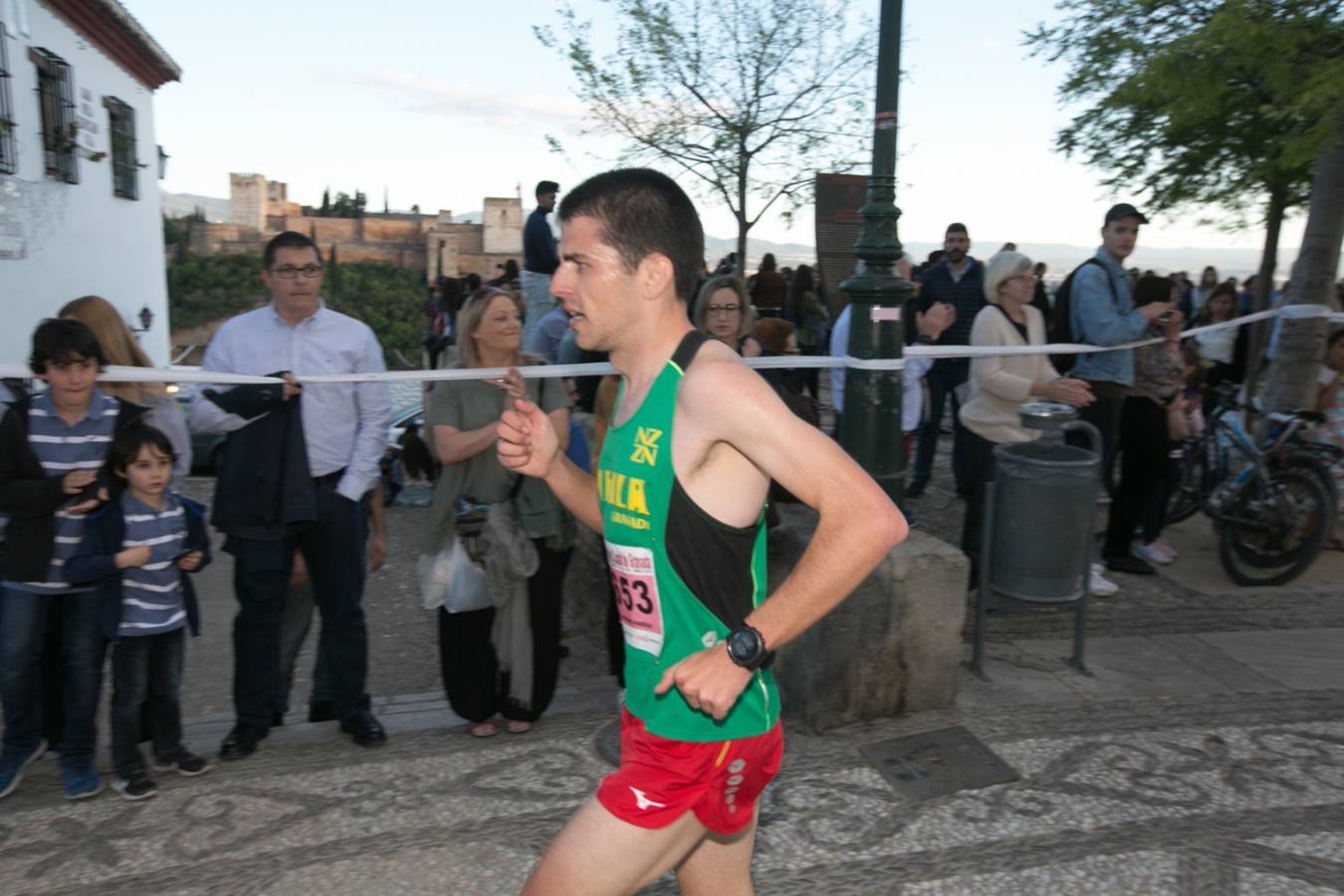 Aquí puedes ver unas maravillosas estampas de la carrera del pasado sábado en Granada