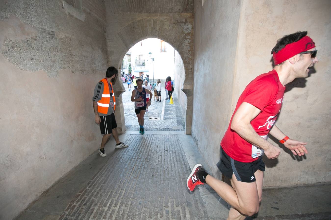 Aquí puedes ver unas maravillosas estampas de la carrera del pasado sábado en Granada