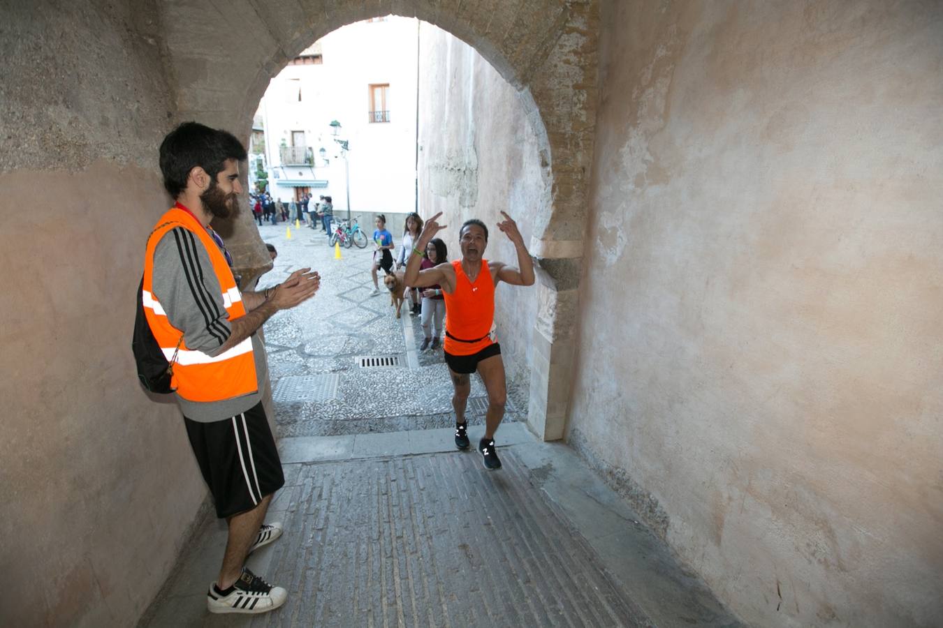 Aquí puedes ver unas maravillosas estampas de la carrera del pasado sábado en Granada