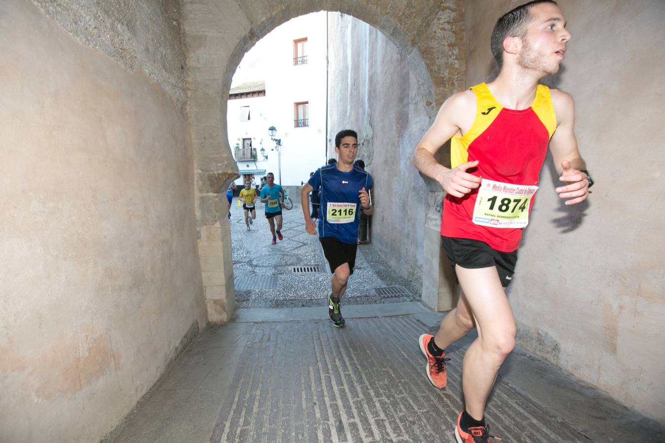 Aquí puedes ver unas maravillosas estampas de la carrera del pasado sábado en Granada