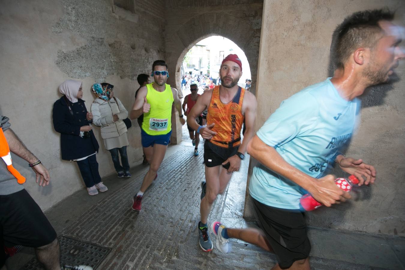 Aquí puedes ver unas maravillosas estampas de la carrera del pasado sábado en Granada