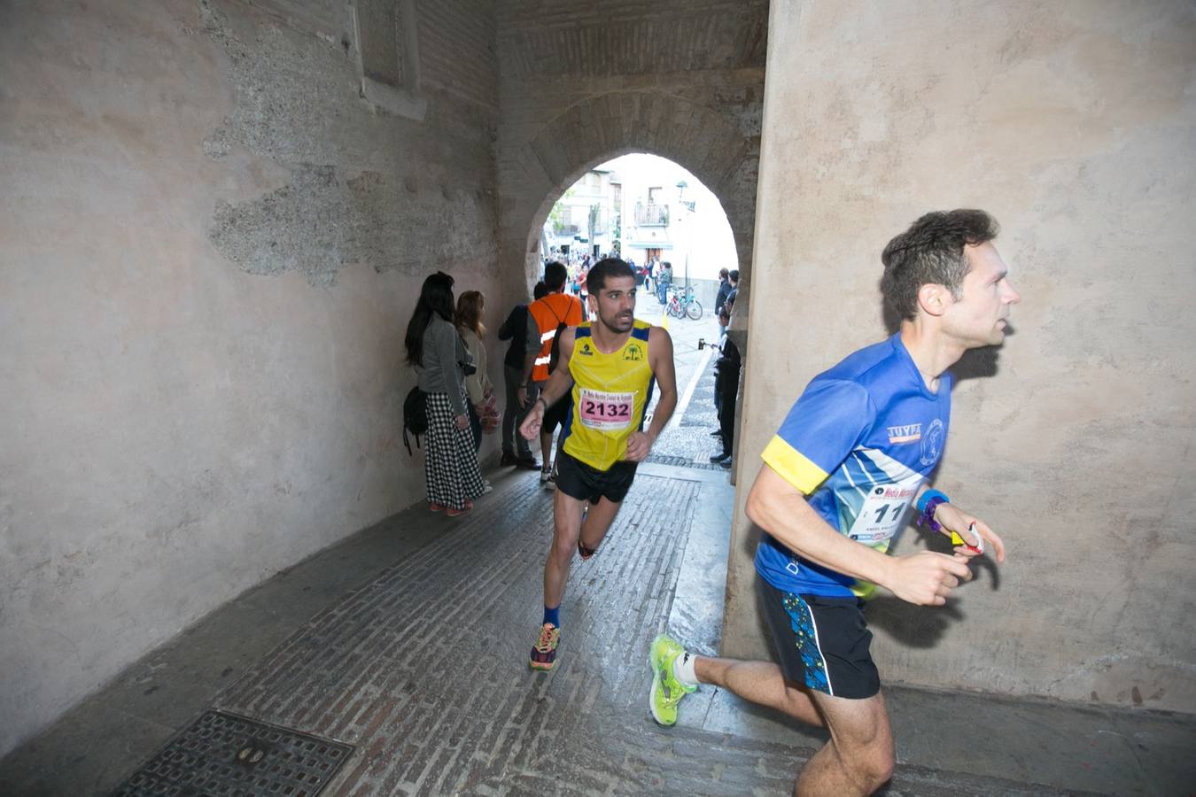 Aquí puedes ver unas maravillosas estampas de la carrera del pasado sábado en Granada