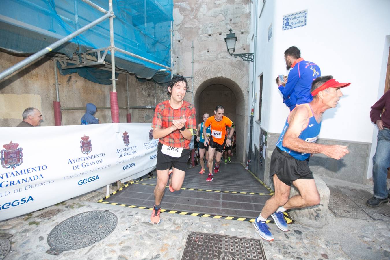 Aquí puedes ver unas maravillosas estampas de la carrera del pasado sábado en Granada