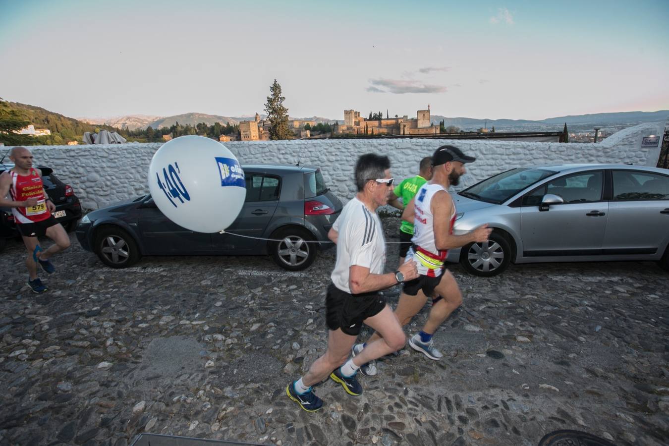 Aquí puedes ver unas maravillosas estampas de la carrera del pasado sábado en Granada