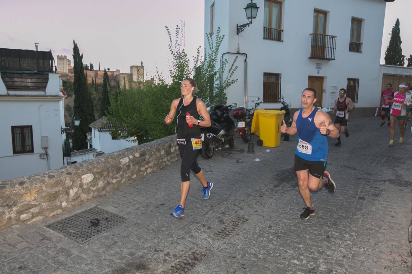 Aquí puedes ver unas maravillosas estampas de la carrera del pasado sábado en Granada