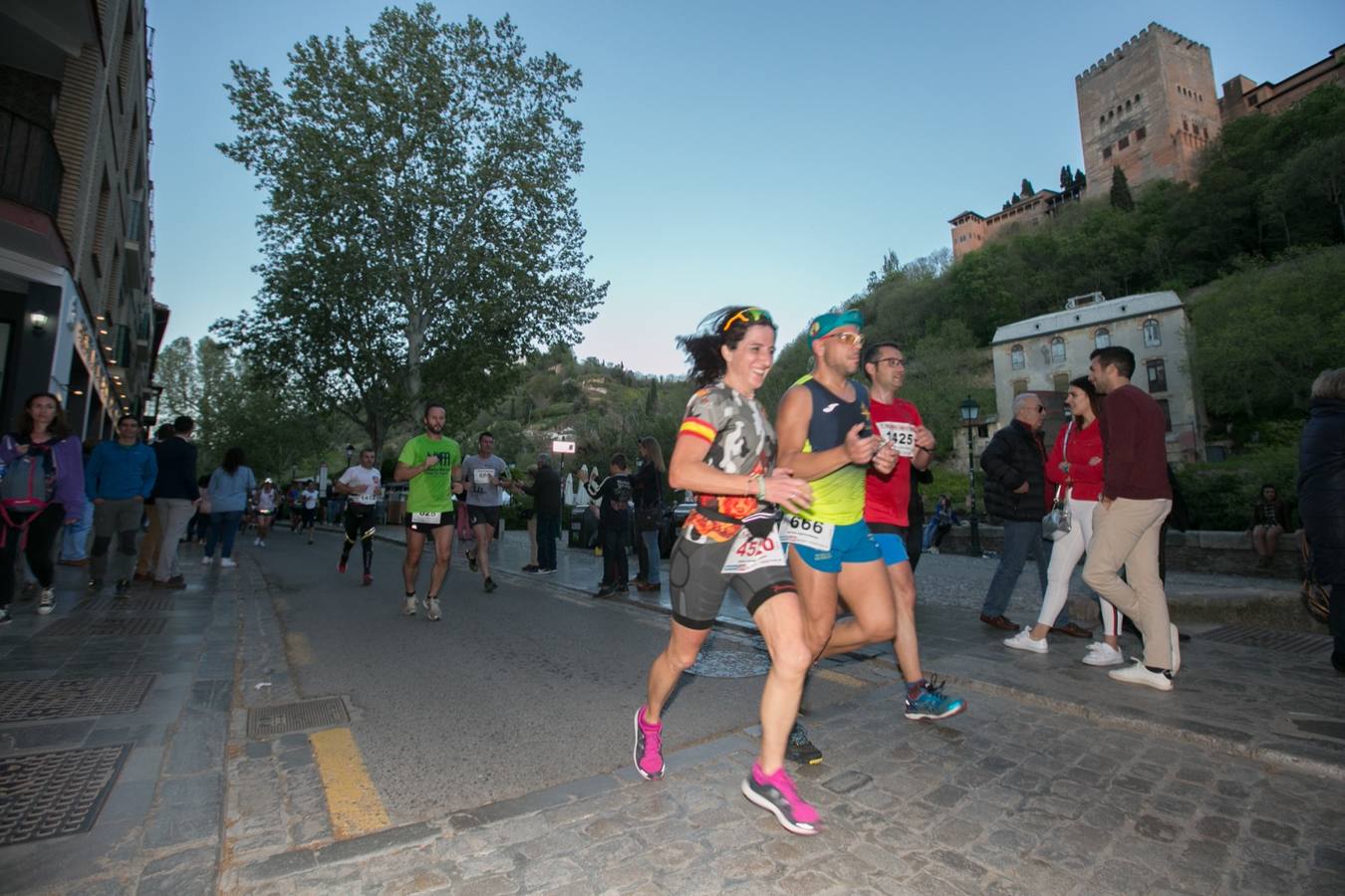 Aquí puedes ver unas maravillosas estampas de la carrera del pasado sábado en Granada